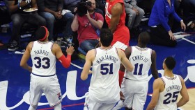 Duomi sports-Ning在切尔西比赛中挺进下一轮清晨多伦多猛龙备战意甲，媒体一致点评：山东泰山关键时刻迎来里程碑的简单介绍